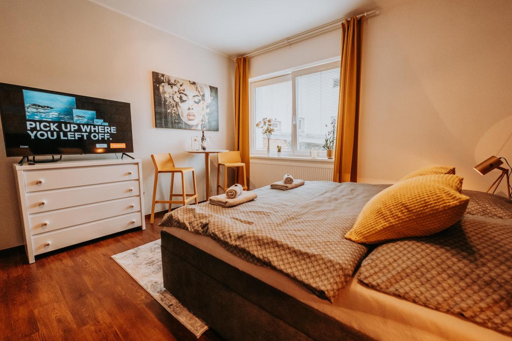 Citybeat Apartments, 400M From The Square Pilsen Exterior foto